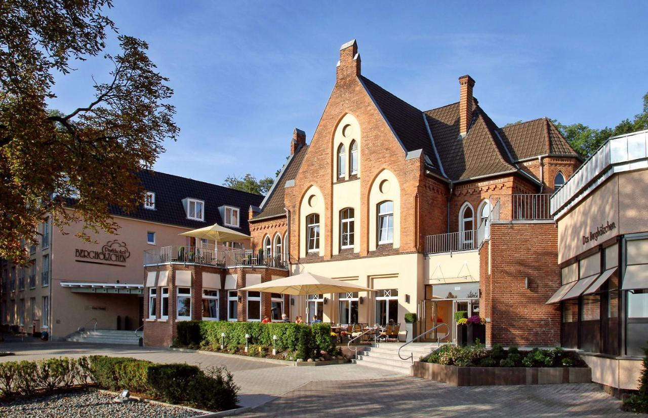 Parkhotel Berghoelzchen Хилдесхайм Екстериор снимка